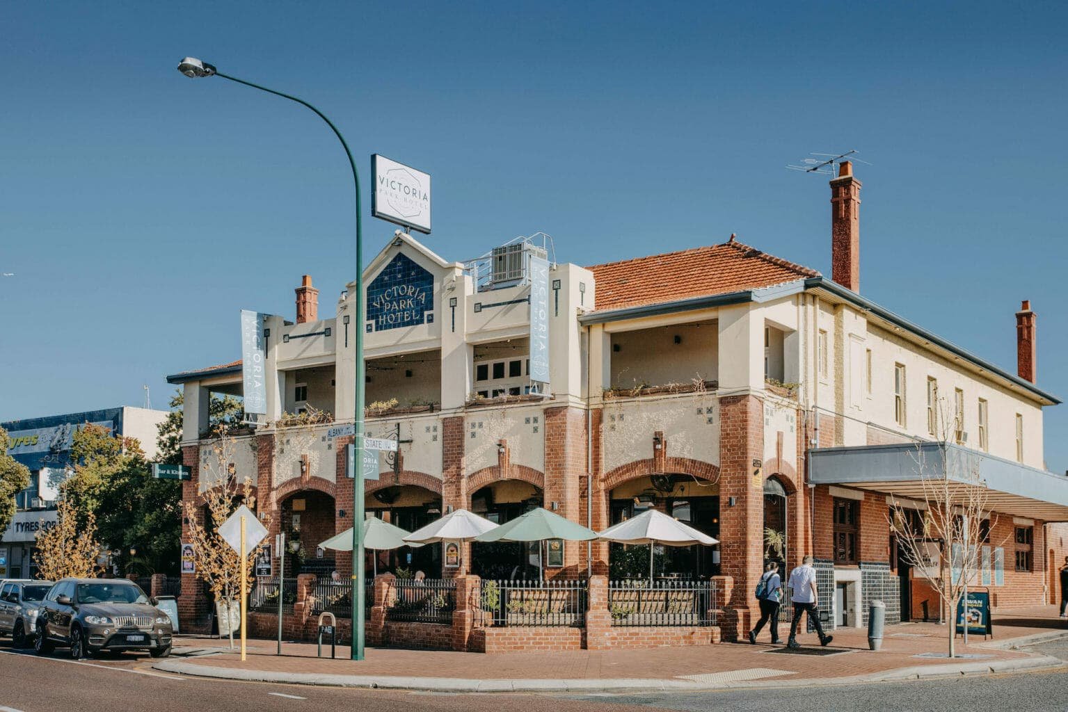 Vic Park Hotel